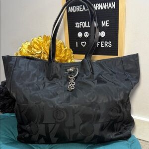 Salvatore Ferragamo Black Tote with All Leather Interior